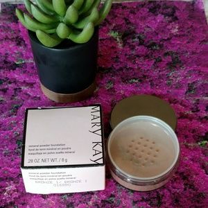 Mineral Powder Foundation